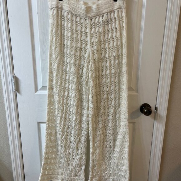 Abercrombie & Fitch Crochet-Style Coverup Pant - Picture 2 of 3